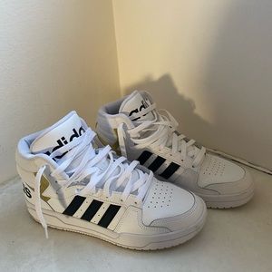 HIGH TOP ADIDAS Adidas Entrap Mid Cloud White/Core Black/Gold Metallic Size 10